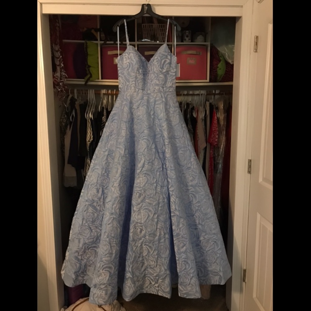 NEW WITH TAGS!! Camille La Vie Prom dress - Picture 2 of 8